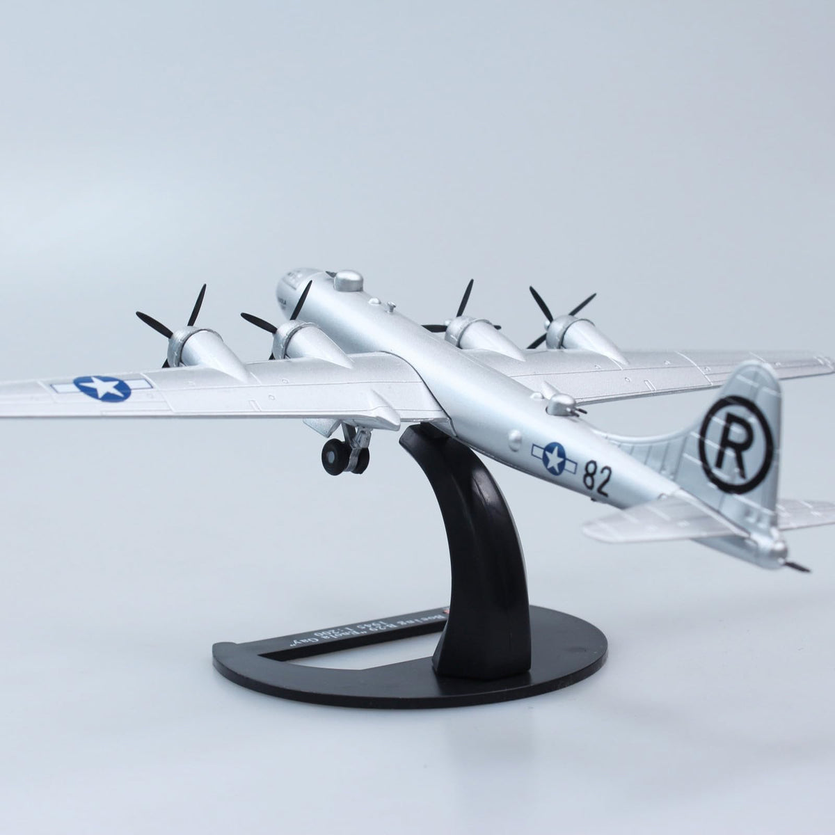 1:200 Alloy B-29 Bomber Aircraft Model S19390