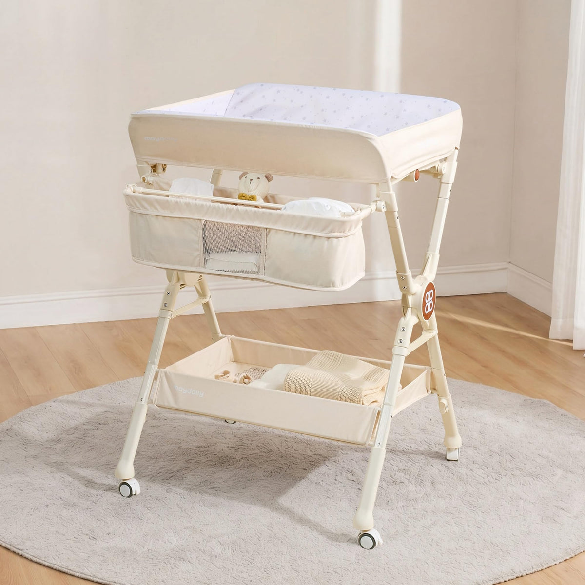 Portable Foldable Baby Changing Table on Wheels I131