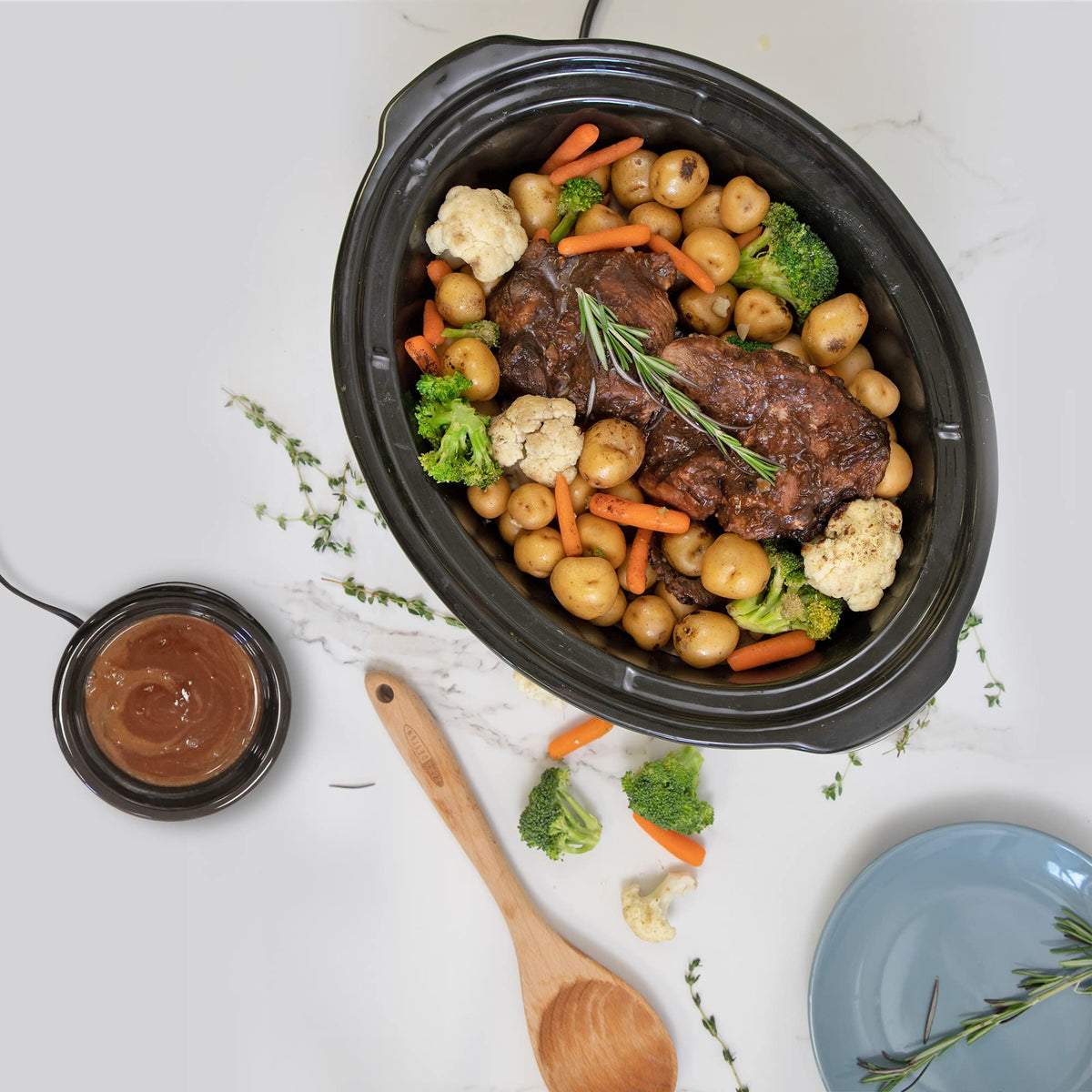 7 qt Programmable Slow Cooker with Dipper L816062