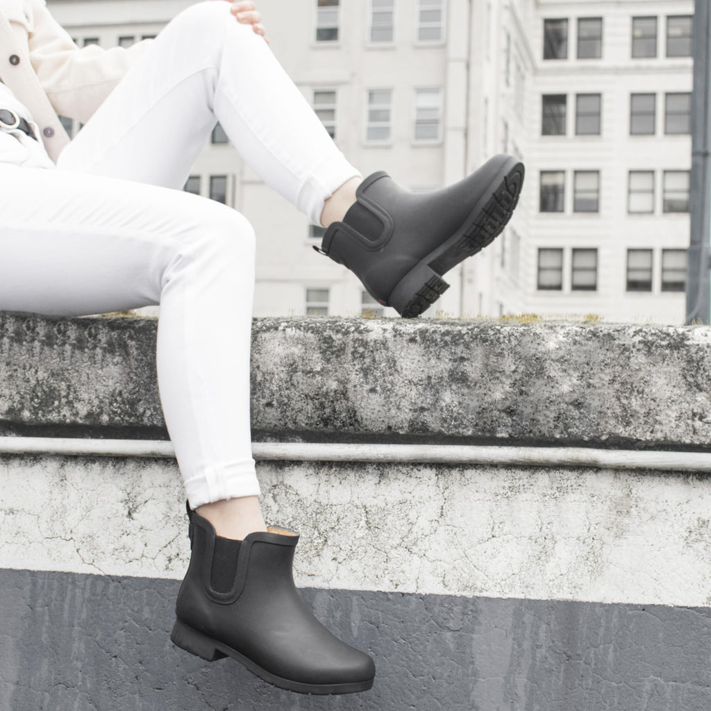 Waterproof Faux Fur Chelsea Rain Boot D18742