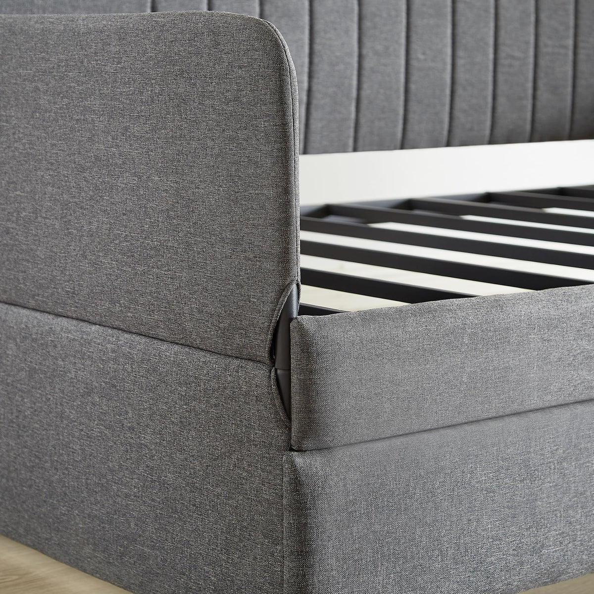 Twin Size Gray Linen Upholstered Daybed with Trundle C385